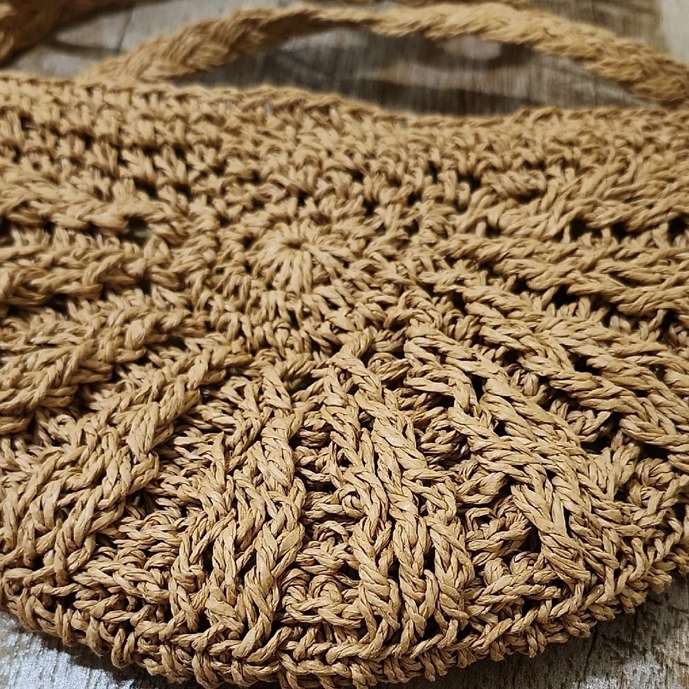 Handmade Woven Tan Crossbody Bag - Picture 2 of 9